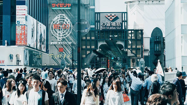 人類雖經敗壞,依然在造物主權柄的主宰之下存活