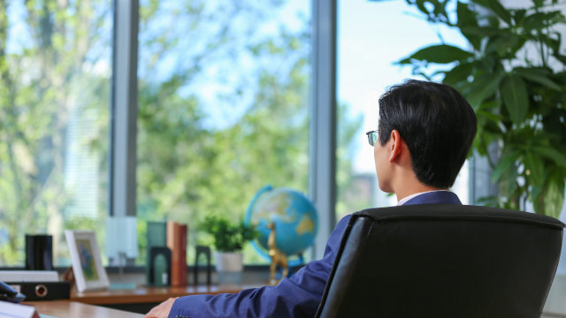 第三關 人的獨立